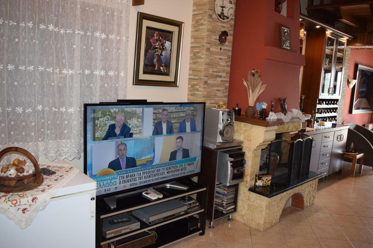 Vila Dimitris Constantinou Sourpi Exteriér fotografie